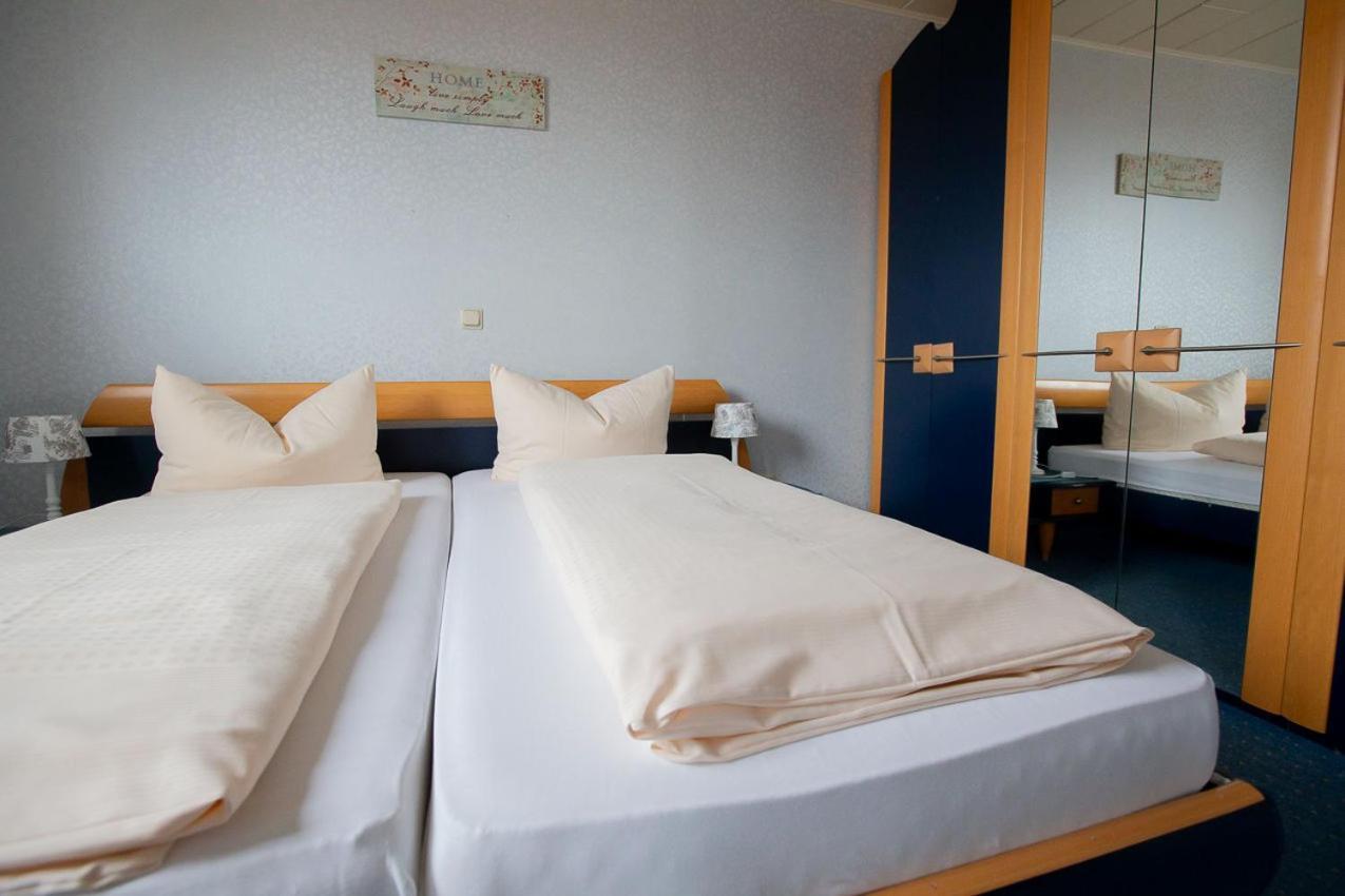 Hotel Dolgesheim Εξωτερικό φωτογραφία