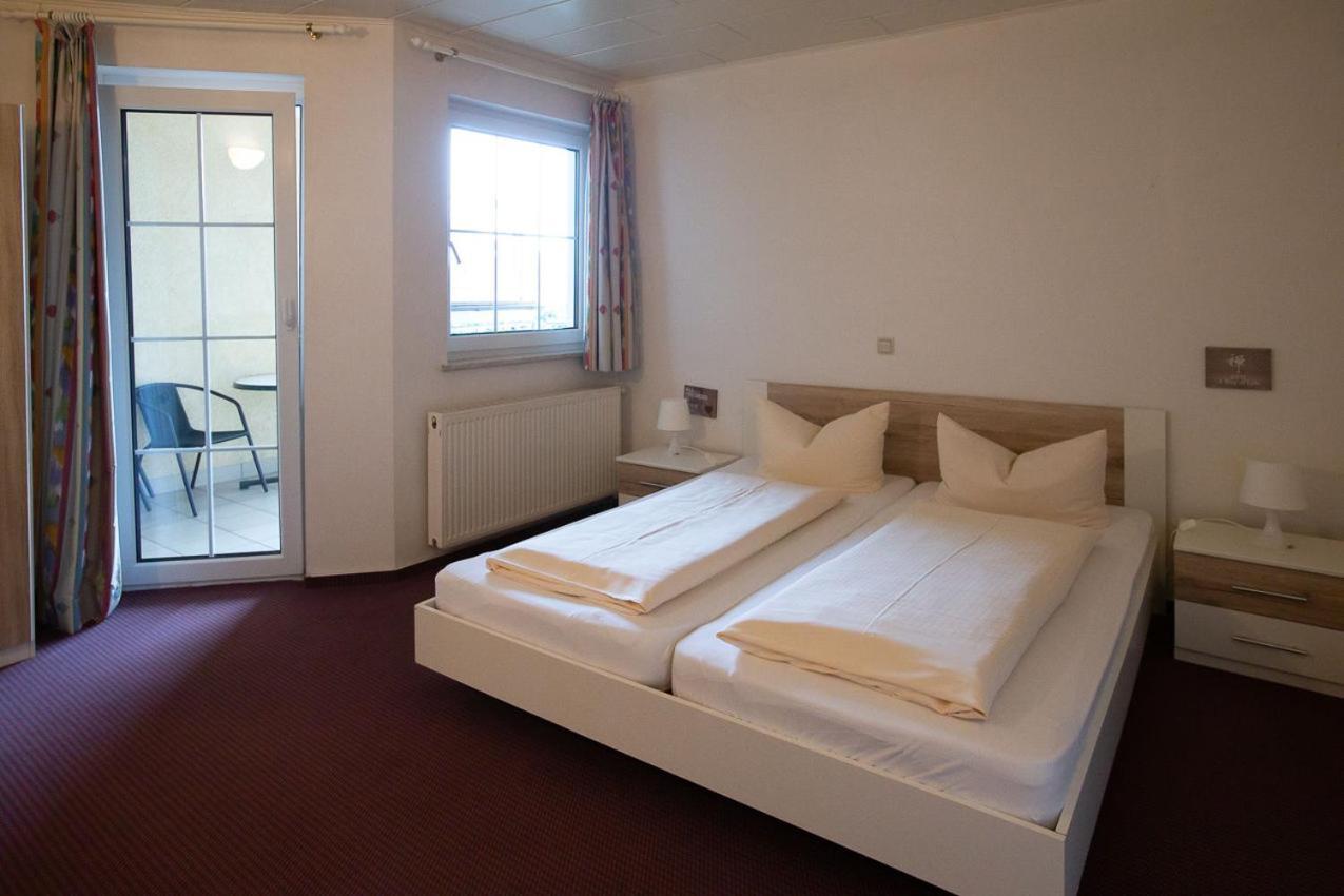 Hotel Dolgesheim Εξωτερικό φωτογραφία